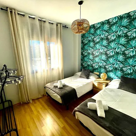 Seahomes Vacations, Fenals Beach&chic, Pk, Full Equipped * יורט דה מאר