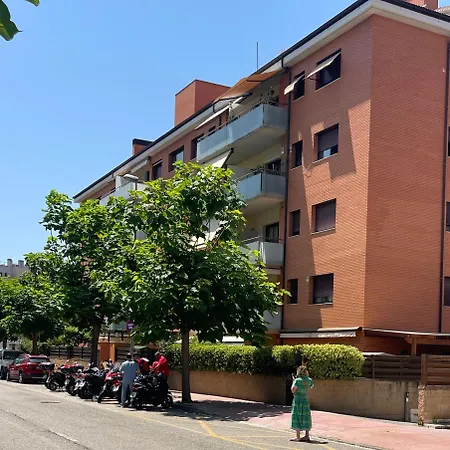 Appartement Fenals Beach&chic, Boutique Apartament, Free Parking, Full Equipped Near The *