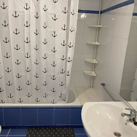 Apartmán Fenals Beach&chic, Boutique Apartament, Free Parking, Full Equipped Near The