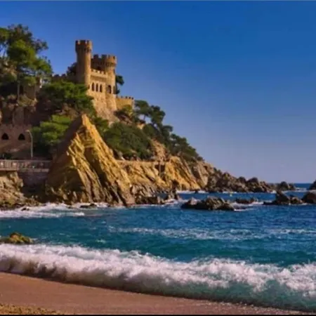 Fenals Beach&chic, Boutique Apartament, Free Parking, Full Equipped Near The * Lloret de Mar