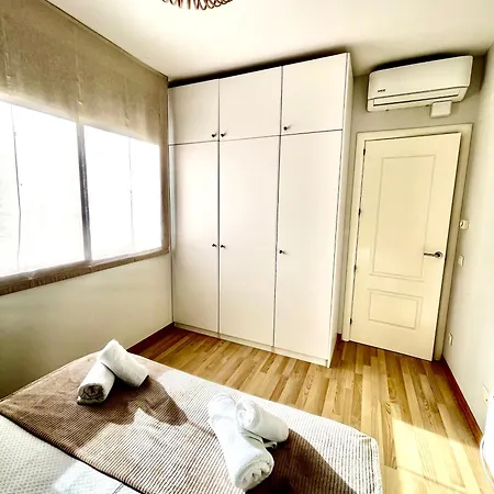 Fenals Beach&chic, Boutique Apartament, Free Parking, Full Equipped Near The * 료렛 드 마르